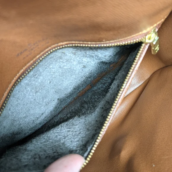 Louis Vuitton Shoulder Bag Saint Cloud GM - Picture 10 of 16